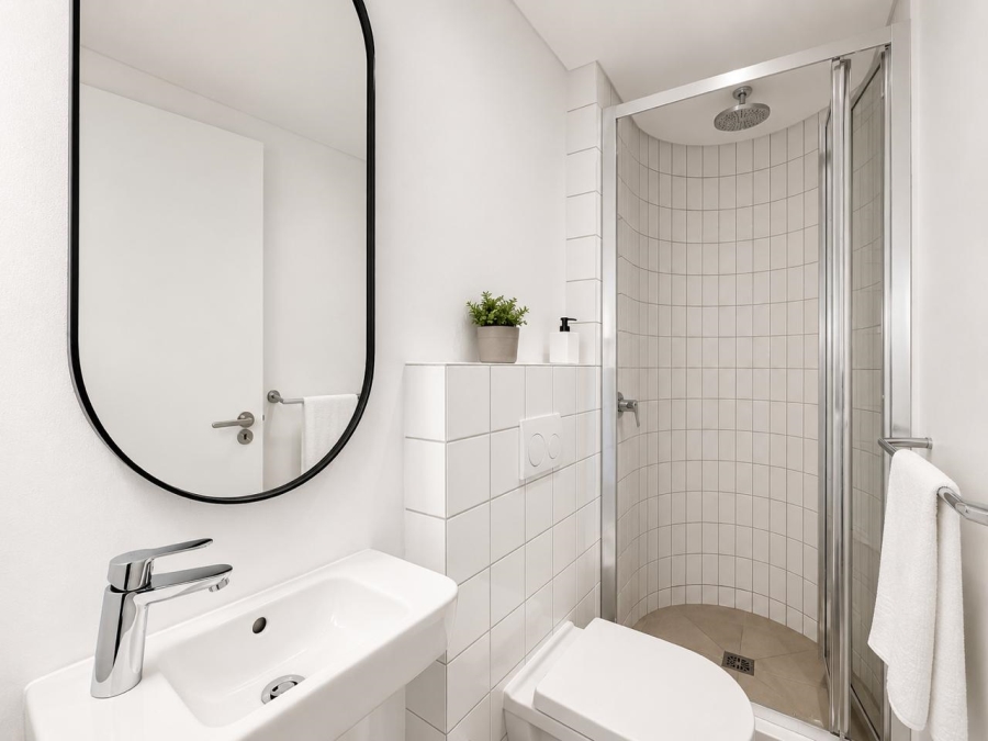 1 Bedroom Property for Sale in Sea Point Western Cape